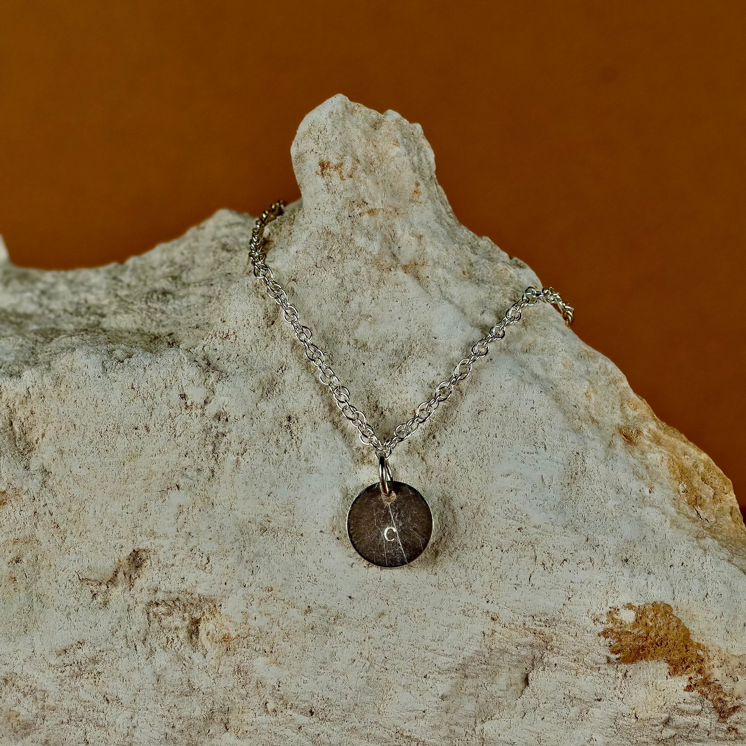 Collier Emily