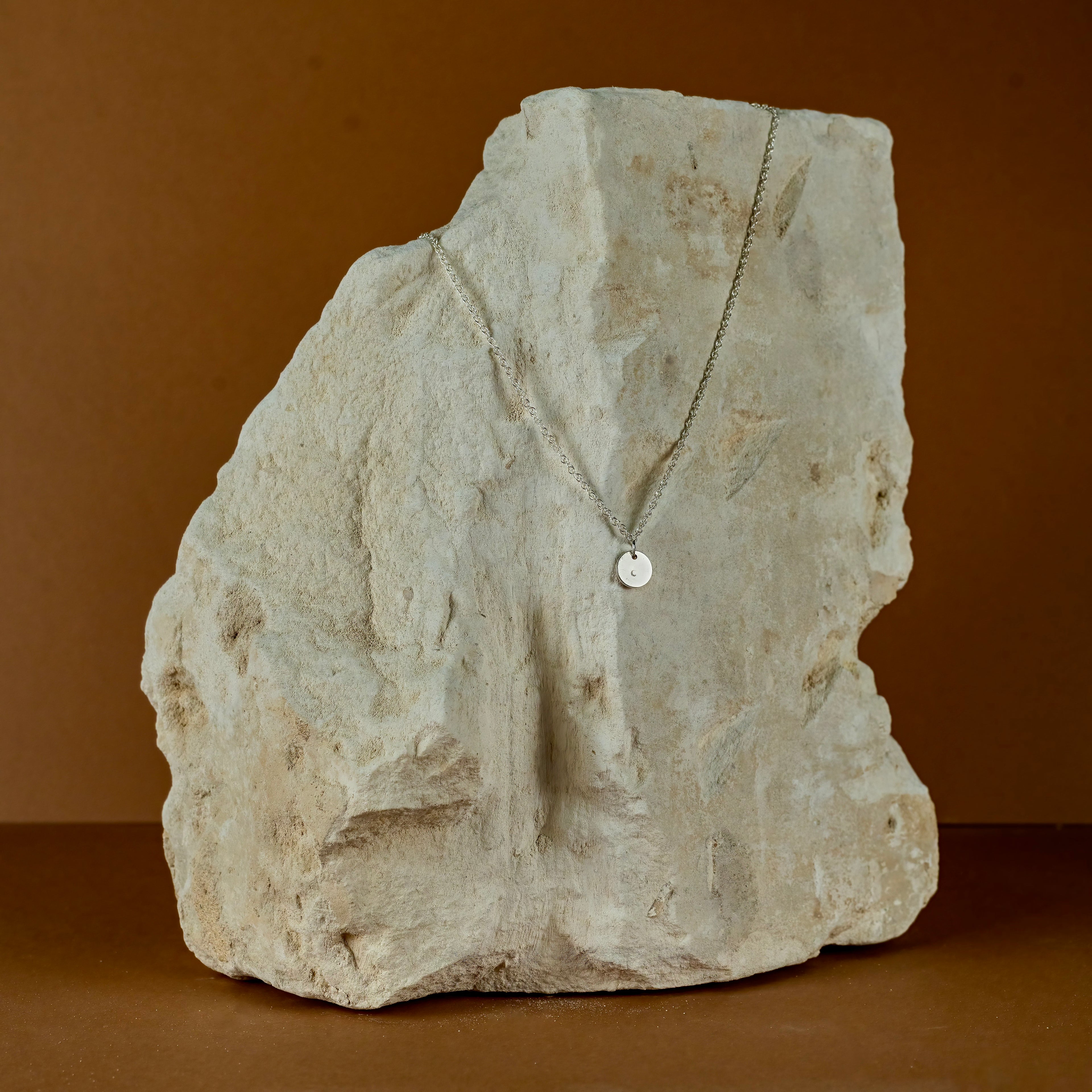 Collier Emily