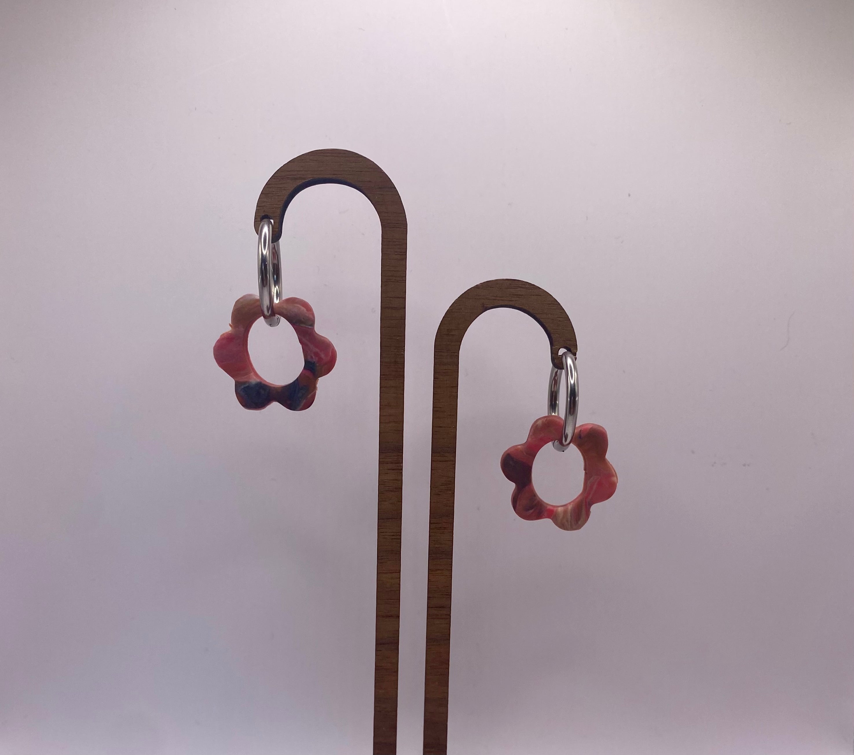 Boucles fleurs roses