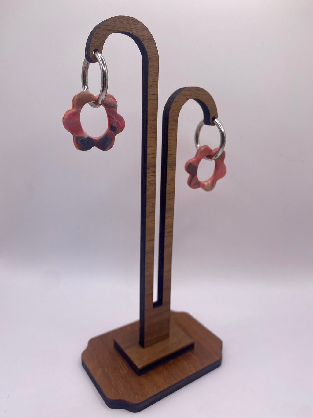 Boucles fleurs roses