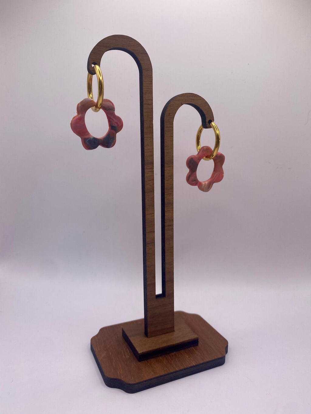 Boucles fleurs roses