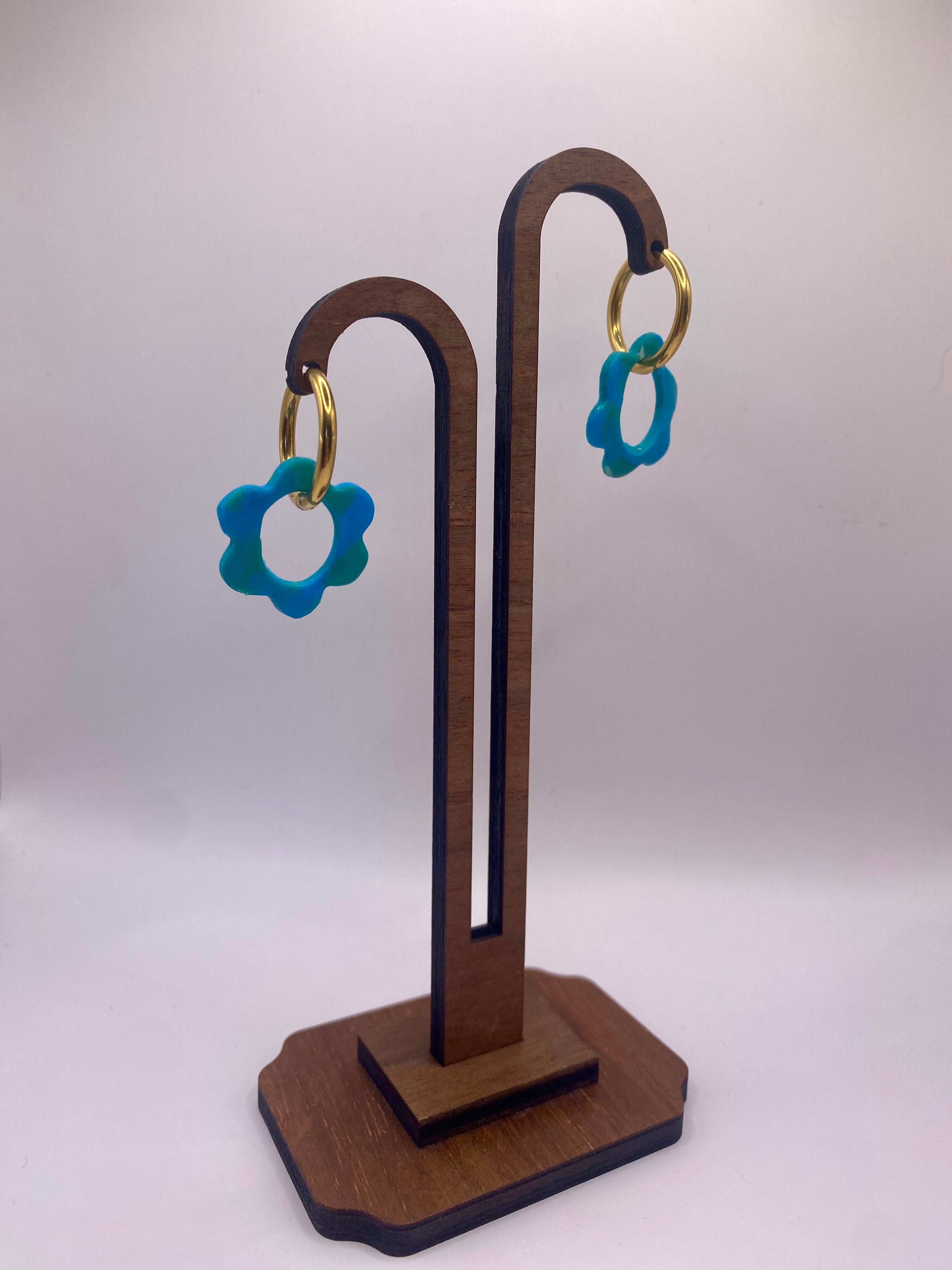 Boucles fleurs bleus