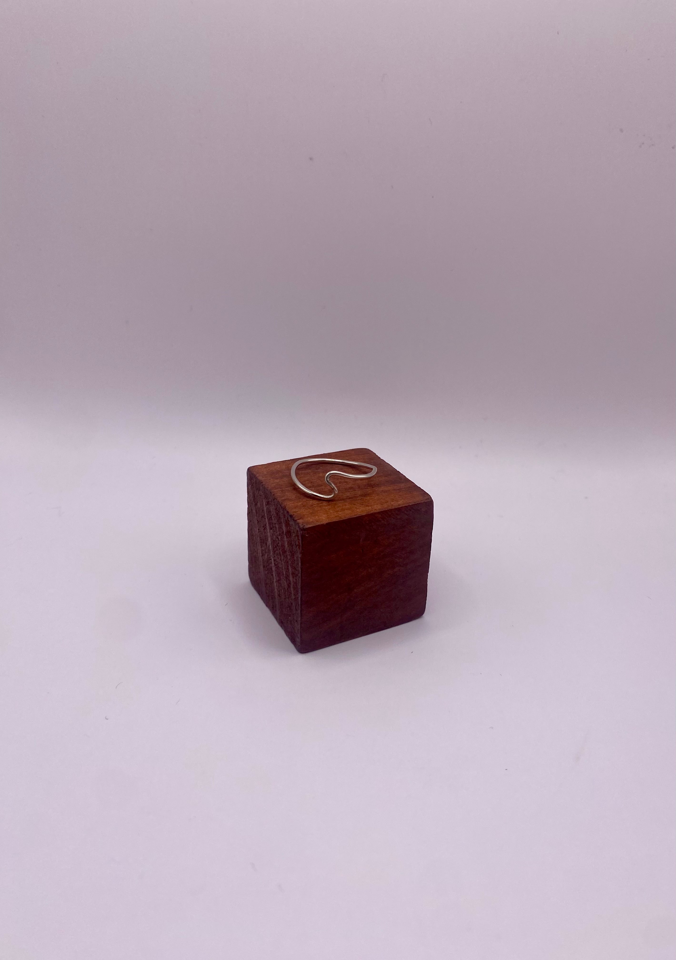 Bague fine vague T52