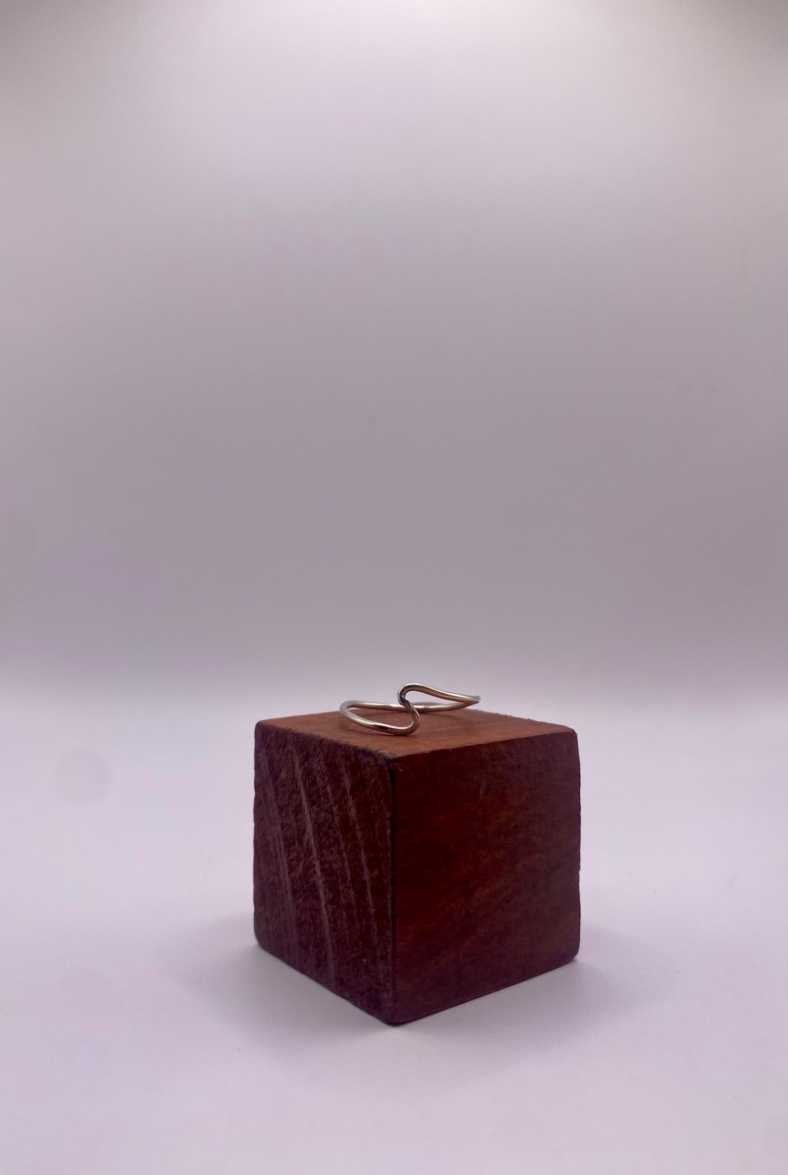 Bague fine vague T52