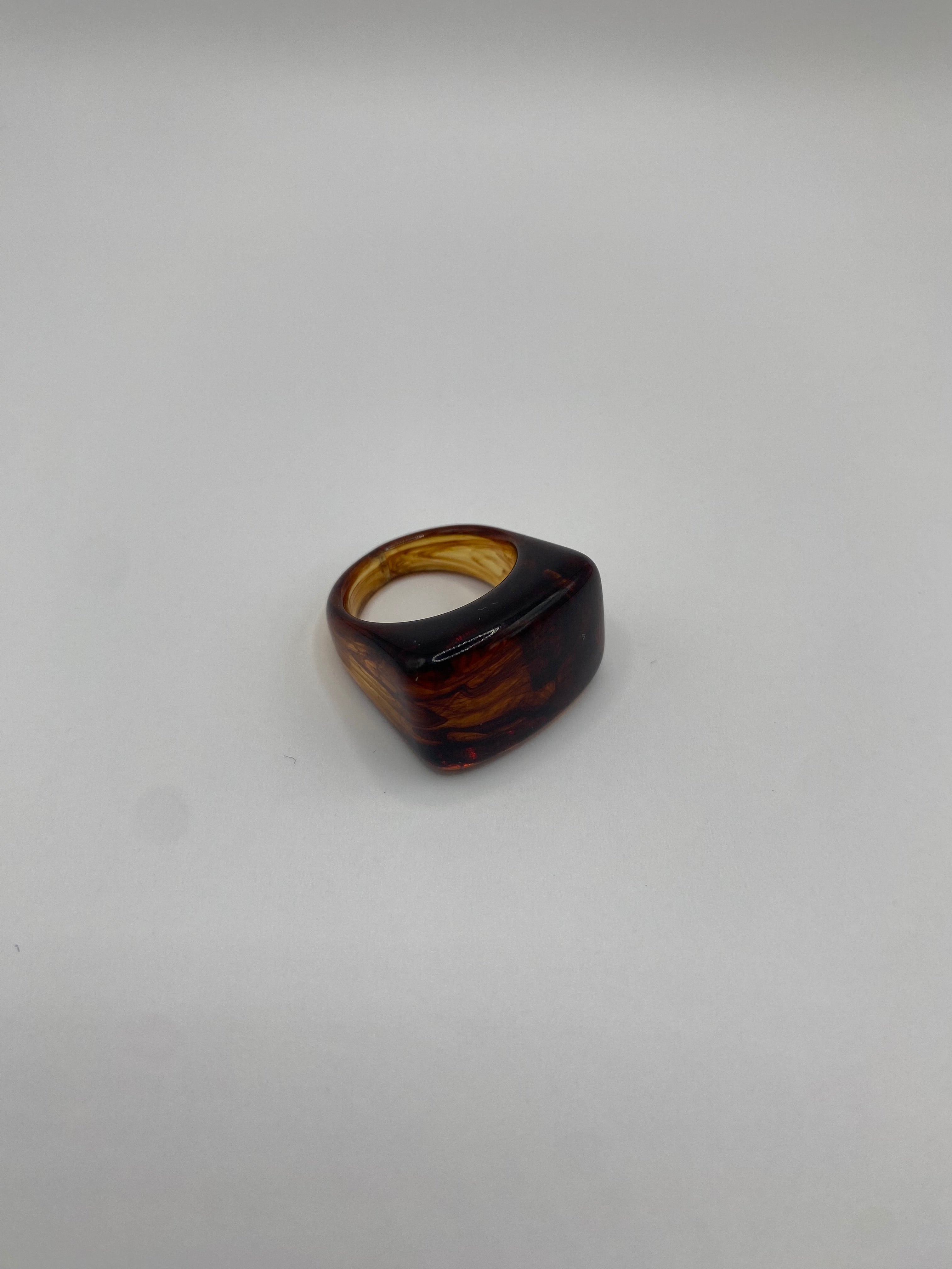 Bague III